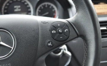 Mercedes Klasa C W204 Kombi T204 1.8 180 CGI BlueEFFICIENCY 156KM 2010 Mercedes-Benz Klasa C 180 CGI Avangarde Automat Benzyna 1.8 Benzyna 156KM, zdjęcie 23