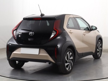 Toyota Aygo X 1.1 VVT-i 72KM 2022 Toyota Aygo X 1.0, Salon Polska, 1. Właściciel, zdjęcie 4
