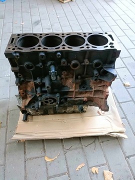 BLOK MOTORU CITROEN PEUGEOT VOLVO FORD 2.0HDI 136KM RHR D4204T PILA WALCZ