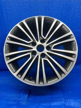 BMW G30 G31 Felga R18 8J ET30 5x112 6863420