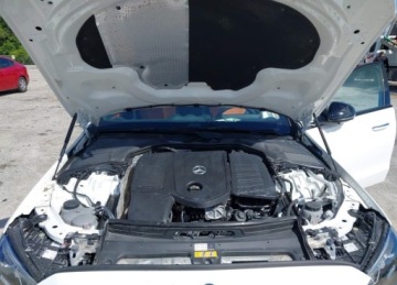 Mercedes Klasa C W206 Limuzyna 2.0 300 258KM 2024 Mercedes-Benz Klasa C MERCEDES-BENZ C 300 2.0 Benzyna 259KM, zdjęcie 7