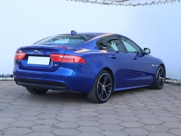 Jaguar XE Sedan 2.0 i4 200KM 2016 Jaguar XE 20t, Salon Polska, Serwis ASO, Automat, zdjęcie 4
