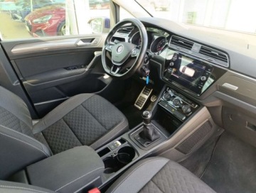 Volkswagen Touran III 1.6 TDI 115KM 2018 Volkswagen Touran VW Touran 1.6 Diesel 115KM Comfortline Navi Podgrzewane, zdjęcie 16