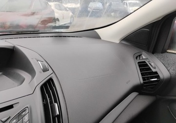 Ford Escape III 2016 Ford Escape 2016r, 2.0 Benzyna 240KM. AUTOMAT. Uszkodzony lewy bok i tyl., zdjęcie 17