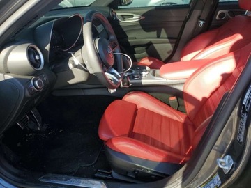 Alfa Romeo Giulia II Sedan Facelifting 2023 2.0 GME Turbo 280KM 2024 Alfa Romeo Giulia Ti 2024 2.0 Benzyna 280KM, zdjęcie 7