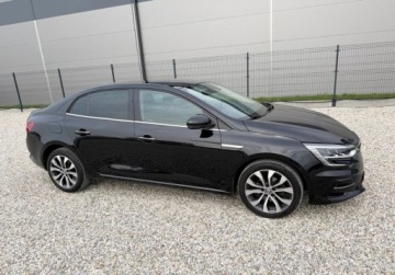 Renault Megane IV GrandCoupe Facelifting 1.3 TCe 140KM 2021 Renault Megane 1.4 Benz 140 KM 2021r Bogaty Warszawa 1.3 Benzyna, zdjęcie 1