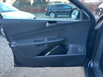 Volkswagen Passat B6 Variant 2.0 TDI-CR DPF 110KM 2010 Volkswagen Passat 2.0 TDI CR/Bogata wersja/HAK/, zdjęcie 9