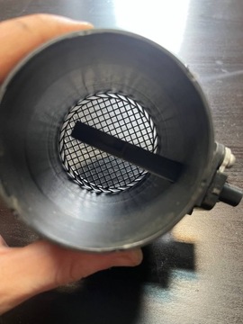 AUDI A3 8P A4 B8 A5 VÁHA VZDUCHU 1.8 2.0TFSI 06J906461D ORIGINÁLNÍ