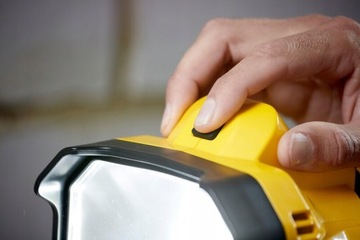 Точечный светодиодный светильник 1850лм Stanley SFMCL030B