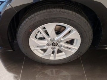 Toyota Yaris IV Hatchback Facelifting 1.5 Hybrid Dynamic Force 116KM 2026 Comfort 1.5 Hybrid 116KM | Tempomat adaptacyjny!, zdjęcie 12