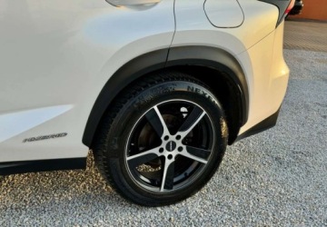 Lexus NX I SUV 300h 197KM 2016 Lexus NX Lexus NX 300h F Sport AWD 2.5 Hybryda 197KM, zdjęcie 24