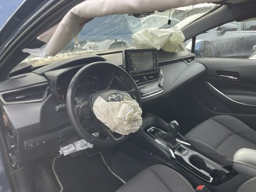 Toyota Corolla XII TS Kombi 1.8 Hybrid 122KM 2021 Toyota Corolla Hybryda Automat Podgrzewanie 122KM, zdjęcie 9