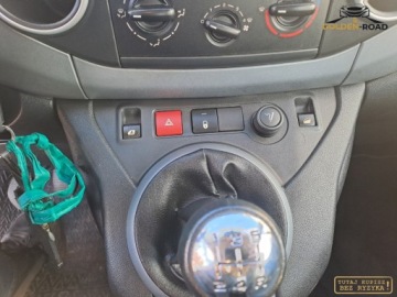 Citroen Berlingo I 1.6 HDi 90KM 2010 Citroen Berlingo 1,6 HDI elektryka alu wspomaganie klima oplacony 1.6, zdjęcie 13