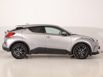 Toyota C-HR I Crossover 1.8 Hybrid 122KM 2018 Toyota C-HR 1.8 Hybrid, Automat, Navi, Klima, zdjęcie 5