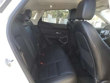 Jaguar E-Pace 2021 Jaguar E-Pace 2021, 2.0L, 4x4, SE, od ubezpieczalni 2.0 Benzyna 246KM, zdjęcie 9