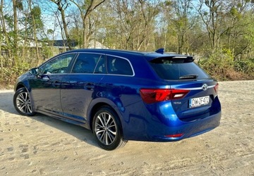 Toyota Avensis III Wagon Facelifting 2015 2.0 D-4D 143KM 2015 Toyota Avensis Toyota Avensis 2.0 D-4D Prestige, zdjęcie 1