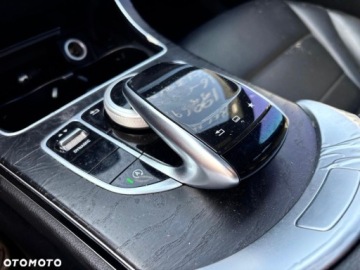 Mercedes Klasa C W205 2016 Mercedes-Benz Klasa C Mercedes-Benz Klasa C 300 7G-TRONIC Exclusive 2.0, zdjęcie 9