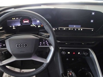 Audi 2025 AUDI Q5 TDI quattro S line Sportback Suv 2.0 (204KM) 2025, zdjęcie 10