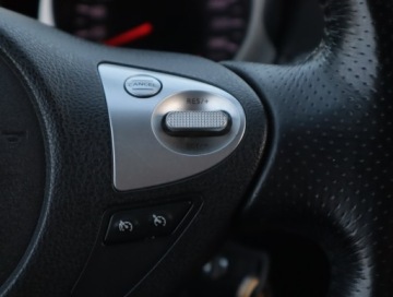 Nissan Juke I SUV 1.6 DIG-T 190KM 2011 Nissan Juke 1.6 DIG-T, Navi, Klima, Klimatronic, zdjęcie 17