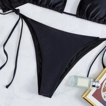 КОМПЛЕКТ БИКИНИ ИЗ ДВУХ ЧАСТЕЙ КУПАЛЬНИКА