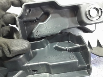 TOYOTA COROLLA XII E21 KOMBI MOCOWANIE ROLETY 64741-02060 64742-02060