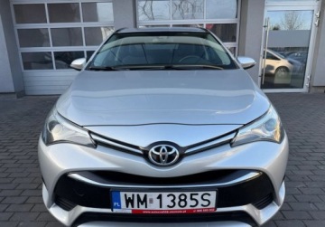 Toyota Avensis III Wagon Facelifting 2015 2.0 D-4D 143KM 2018 Toyota Avensis salon Polska 2.0 Diesel 143KM, zdjęcie 1