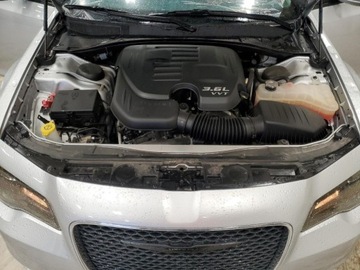 Chrysler 300C II 2021 Chrysler 300 Touring 2021 3.6l 3.6 Benzyna 292KM, zdjęcie 6