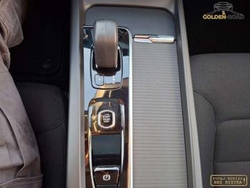 Volvo V60 II  2022 Volvo V60 2,0 B3 mild hybrid 163KM panorama navi elektryka led hak alu opl, zdjęcie 14