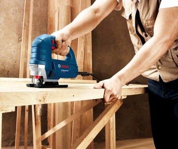 Лобзик BOSCH GST 8000 E 710W