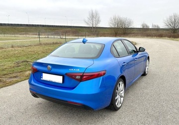 Alfa Romeo Giulia II Sedan 2.0 Turbo 200KM 2019 Alfa Romeo Giulia GIULIA 2.0 BENZ 200 KM IDEAL..., zdjęcie 3