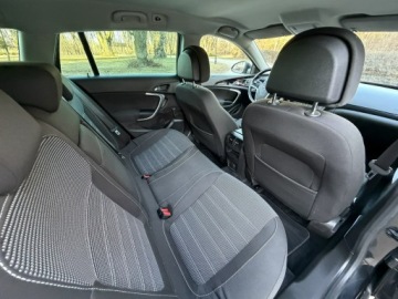 Opel Insignia I Sports Tourer 2.0 CDTI ECOTEC 160KM 2010 Opel Insignia Cosmo Sport Tour 2.0 CDTI 160KM Navi, zdjęcie 27