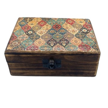Drewniane pudełko z ceramiczną powłoką – Arabeska