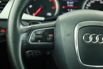 Audi A4 B8 Avant 2.0 TDI 143KM 2009 Audi A4 2.0 TDI, Automat, Klima, Klimatronic, zdjęcie 16