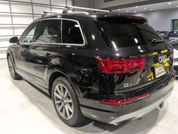 Audi Q7 II (4M) SUV 3.0 TFSI 333KM 2017 Audi Q7 2017 Audi Q7 3.0T Prestige 3.0 Benzyna 333KM, zdjęcie 3
