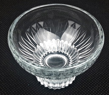 Стеклянная подставка для свечей