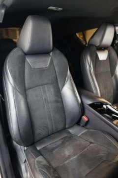 Toyota C-HR I Crossover Facelifting 2.0 Hybrid Dynamic Force 184KM 2019 Toyota C-HR 2.0 Hybrid Selection 2.0 Hybryda 184KM, zdjęcie 11