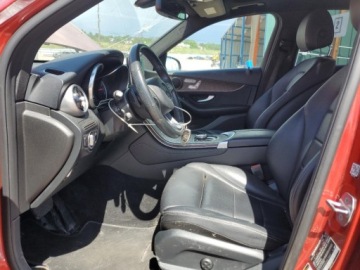 Mercedes GLC C253 2018 Mercedes-Benz GLC 300 4Matic 2018 2.0l 2.0 Benzyna 241KM, zdjęcie 7