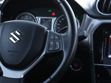 Suzuki Vitara III SUV 1.6 VVT 120KM 2015 Suzuki Vitara 1.6 VVT, Skóra, Navi, Klima, zdjęcie 19