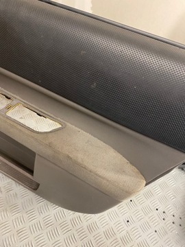 Boczek drzwi prawy przód Subaru Forester II SG 94235SA000