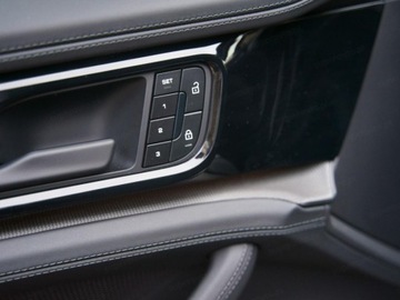 Porsche Panamera III Liftback Turbo E-Hybrid 4.0 680KM 2025 PORSCHE Panamera Turbo E-Hybrid Sedan 4.0 (680KM) 2025, zdjęcie 12