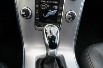 Volvo XC60 II Crossover D4 190KM 2018 Volvo XC 60 SUMMUM nawi PANORAMA bixenon SKÓRA, zdjęcie 22