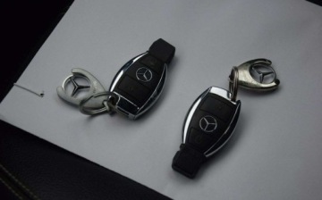 Mercedes Klasa A W176 Hatchback 5d Facelifting 180 122KM 2017 Mercedes-Benz Klasa A 1.6B 2017r Navi PDC Grzane Fotele Sprowadzony Oplaco, zdjęcie 28