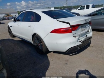 Jaguar XF II Sedan 3.0 V6 380KM 2016 Jaguar XF Xf s awd 3.0 Benzyna 380KM, zdjęcie 2