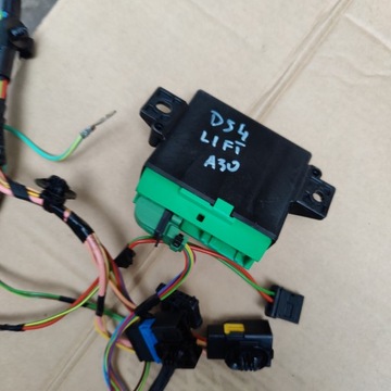 DS DS4 FACELIFT MODUL PDC 9800410080 SVAZEK 2016R