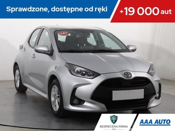 Toyota Yaris IV Hatchback 1.5 Dynamic Force 125KM 2024 Toyota Yaris 1.5 VVT-i, Salon Polska