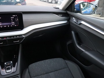 Skoda Octavia IV Liftback 1.5 TSI EVO 150KM 2022 Skoda Octavia 1.5 TSI, Salon Polska, zdjęcie 7