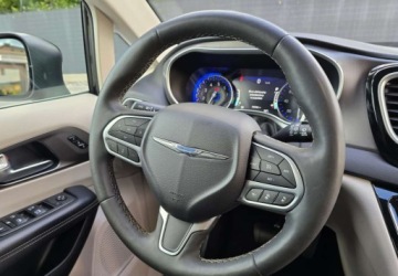 Chrysler Pacifica II 3.6 V6 291KM 2023 Chrysler Pacifica Chrysler Pacifica 3.6 Benzyna 291KM, zdjęcie 33