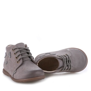 ДЕТСКАЯ ОБУВЬ НА ШНУРОВКЕ EMEL, R20 ЛЕТ