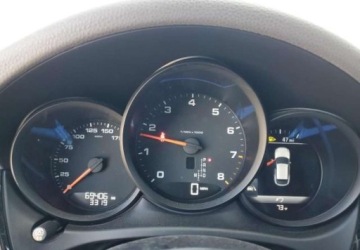 Porsche Macan SUV 2.0 252KM 2017 Porsche Macan Auta z USA - Zapytaj o wiecej ofert 2.0 Benzyna 252KM, zdjęcie 12