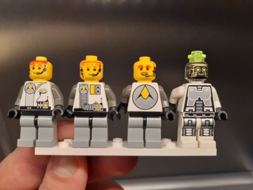 LEGO Space Exploriens 6982 Исследовательский звездолёт